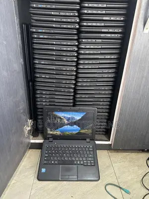 Laptop Lenovo 4GB Intel Pentium SSD 250GB