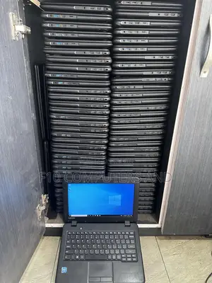 Laptop Lenovo 4GB Intel Pentium SSD 250GB