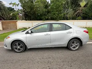 Toyota Corolla LE 4dr Sedan (1.8L 4cyl CVT) 2017 Silver