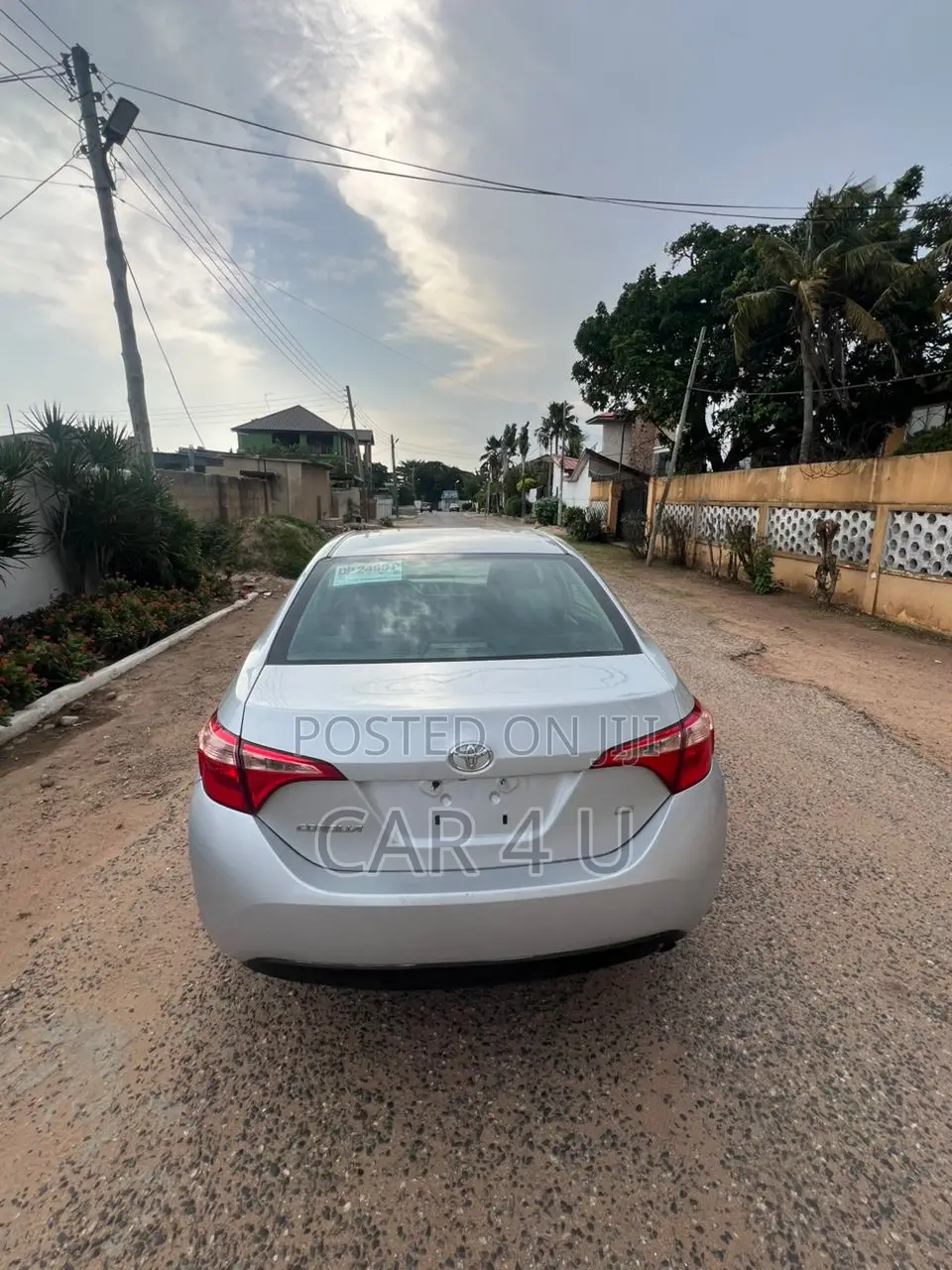 Toyota Corolla LE 4dr Sedan (1.8L 4cyl CVT) 2017 Silver
