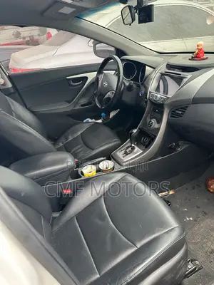 Hyundai Avante 2013 White
