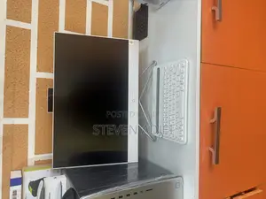 Desktop Computer HP 8GB Intel Core i5 SSD 256GB