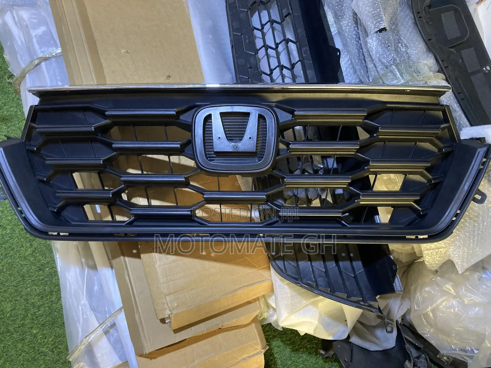 Honda CRV 2022,2023,2024,2025,2026 Top Grill Normal