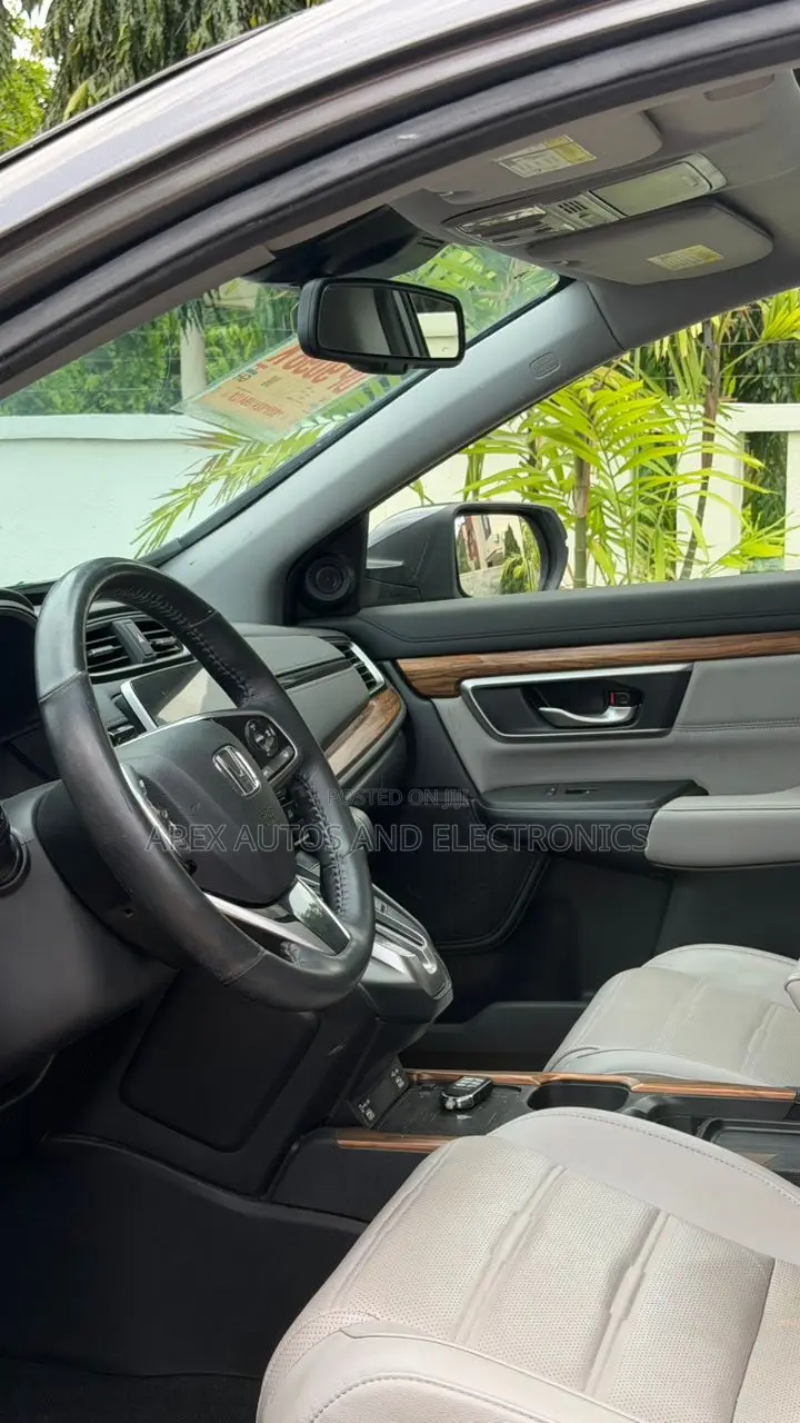 Honda CR-V Touring 2021 Gray
