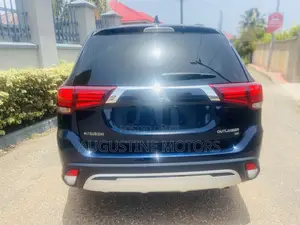 Mitsubishi Outlander SE FWD 2019 Blue