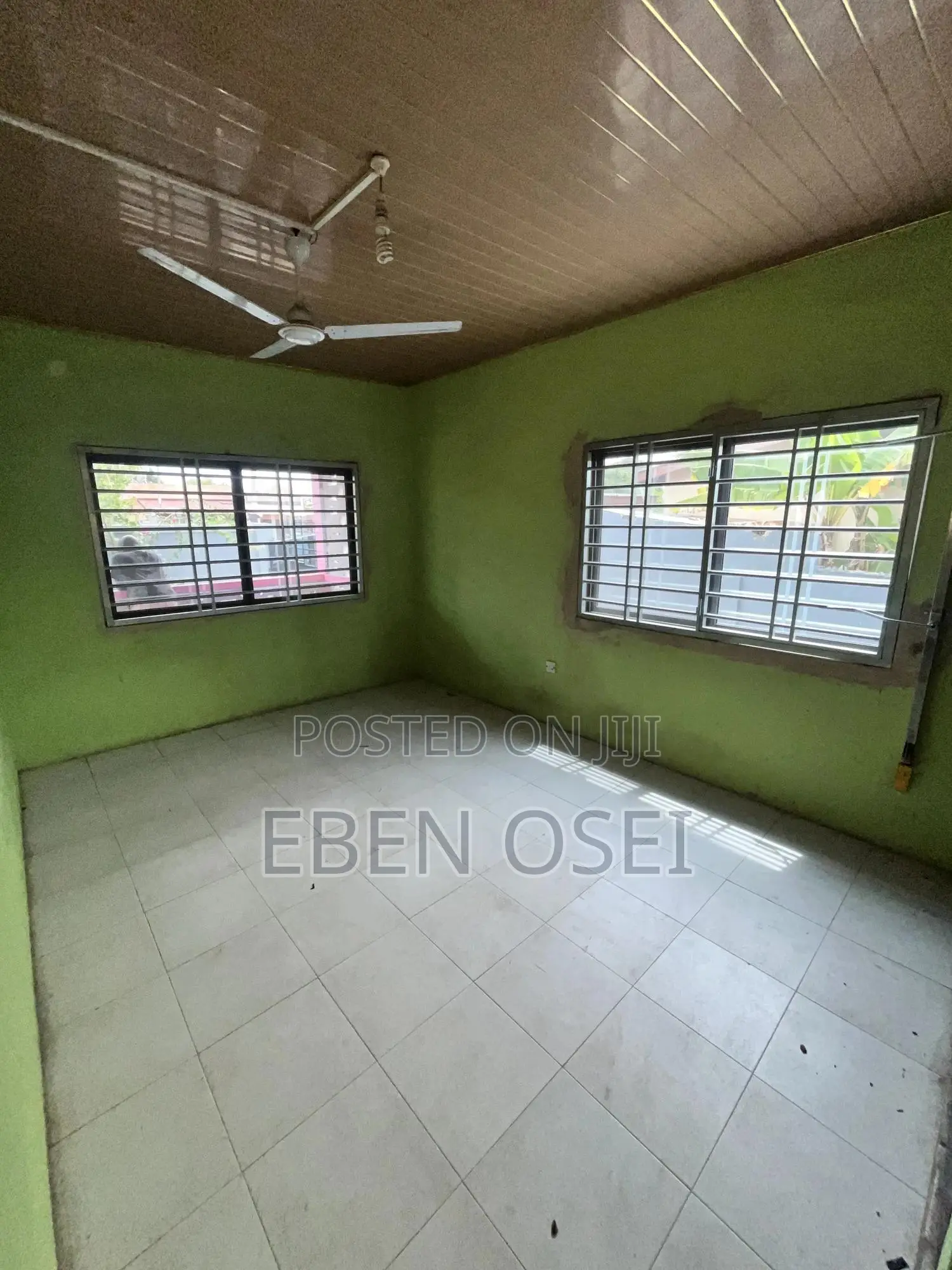 4bdrm Apartment in Dansoman-Karikari for rent