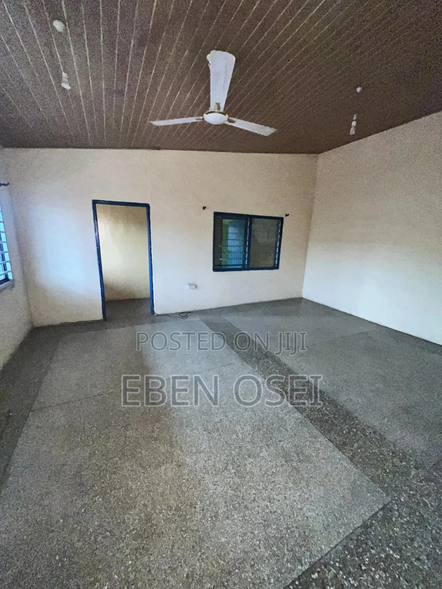 4bdrm Apartment in Dansoman-Karikari for rent
