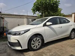 Toyota Corolla 2020 White