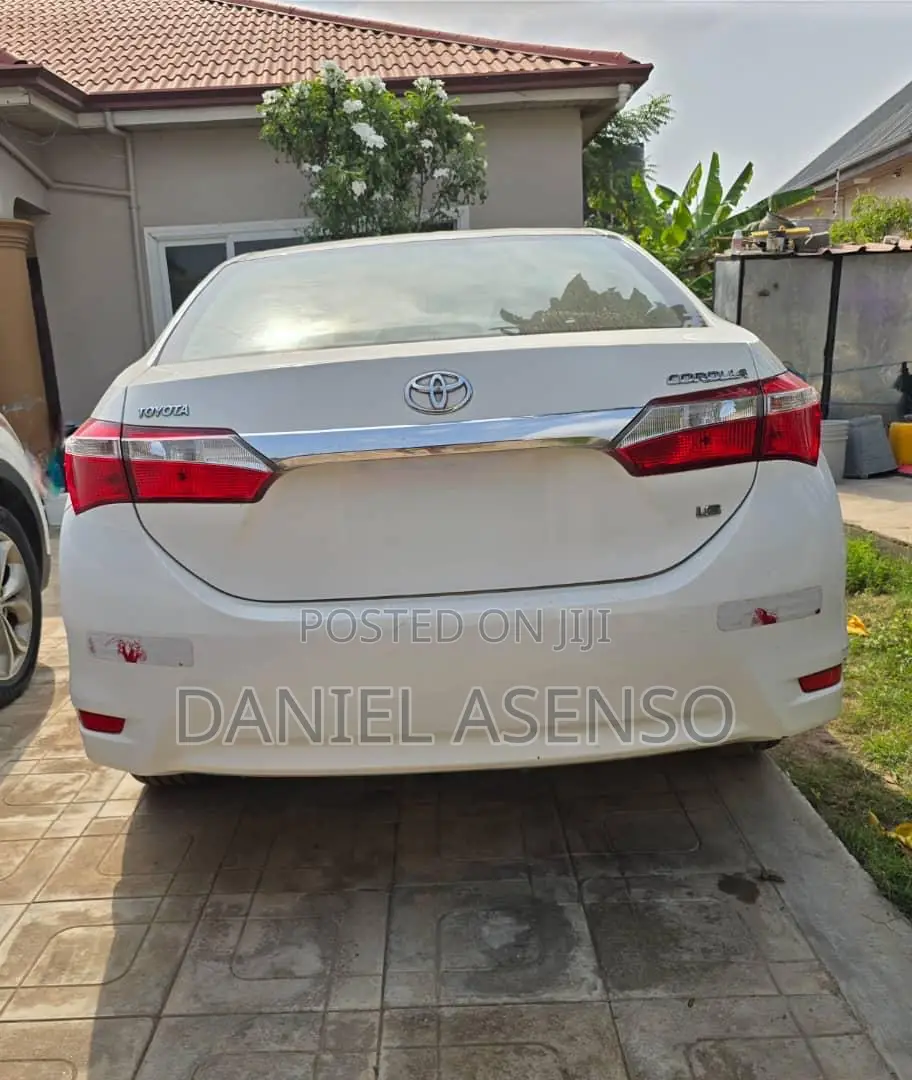 Toyota Corolla 2020 White