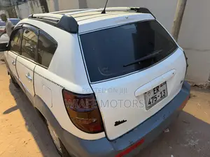 Pontiac Vibe 2008 White