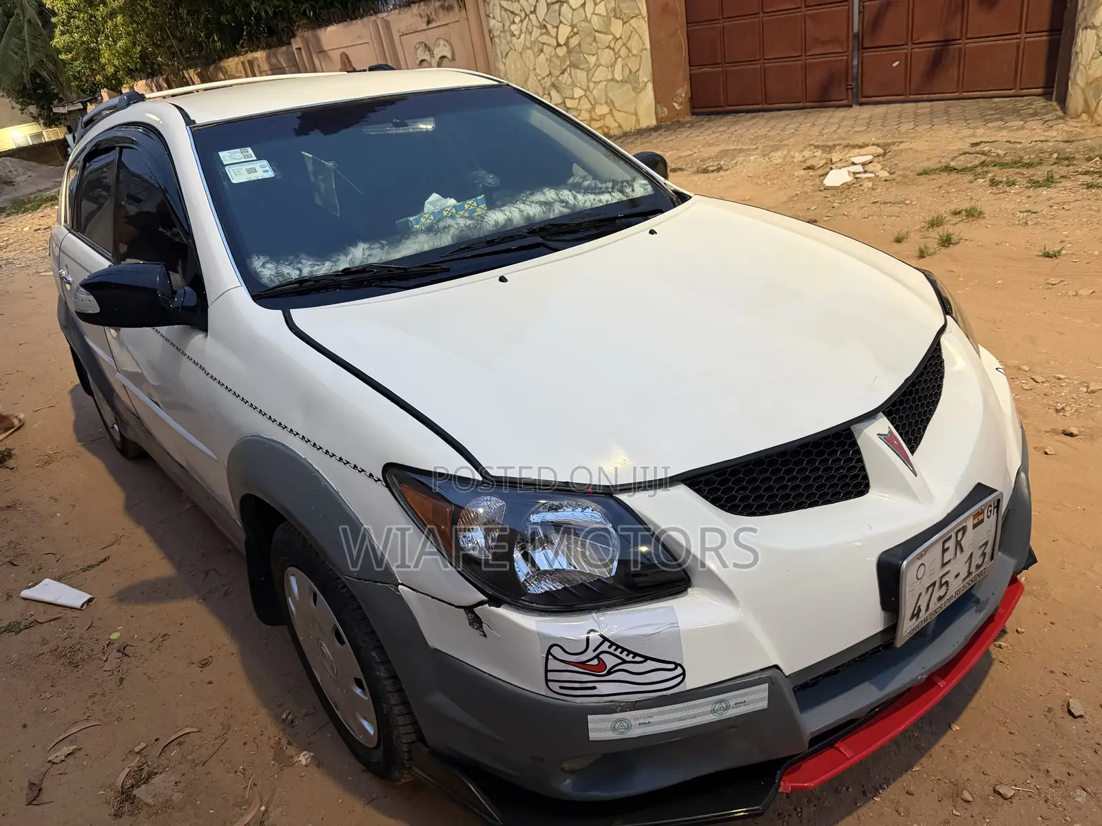 Pontiac Vibe 2008 White