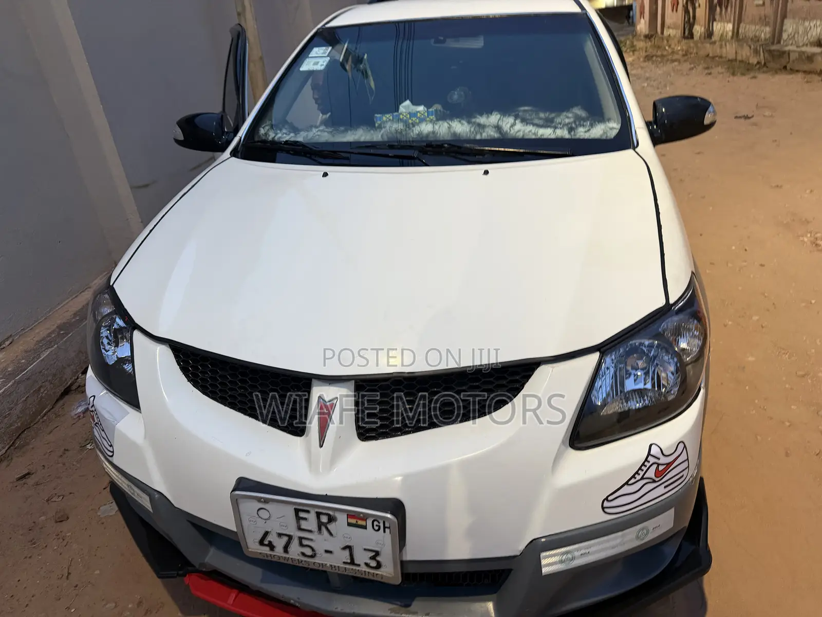Pontiac Vibe 2008 White