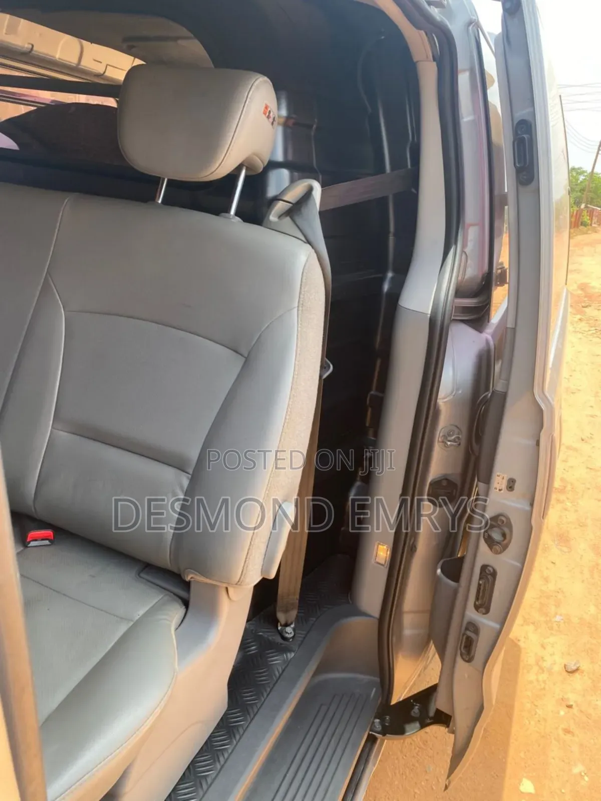 Hyundai Starex 2015 Grey
