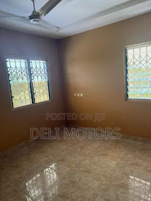 Mini Flat in Del Saces, School Park Area for rent