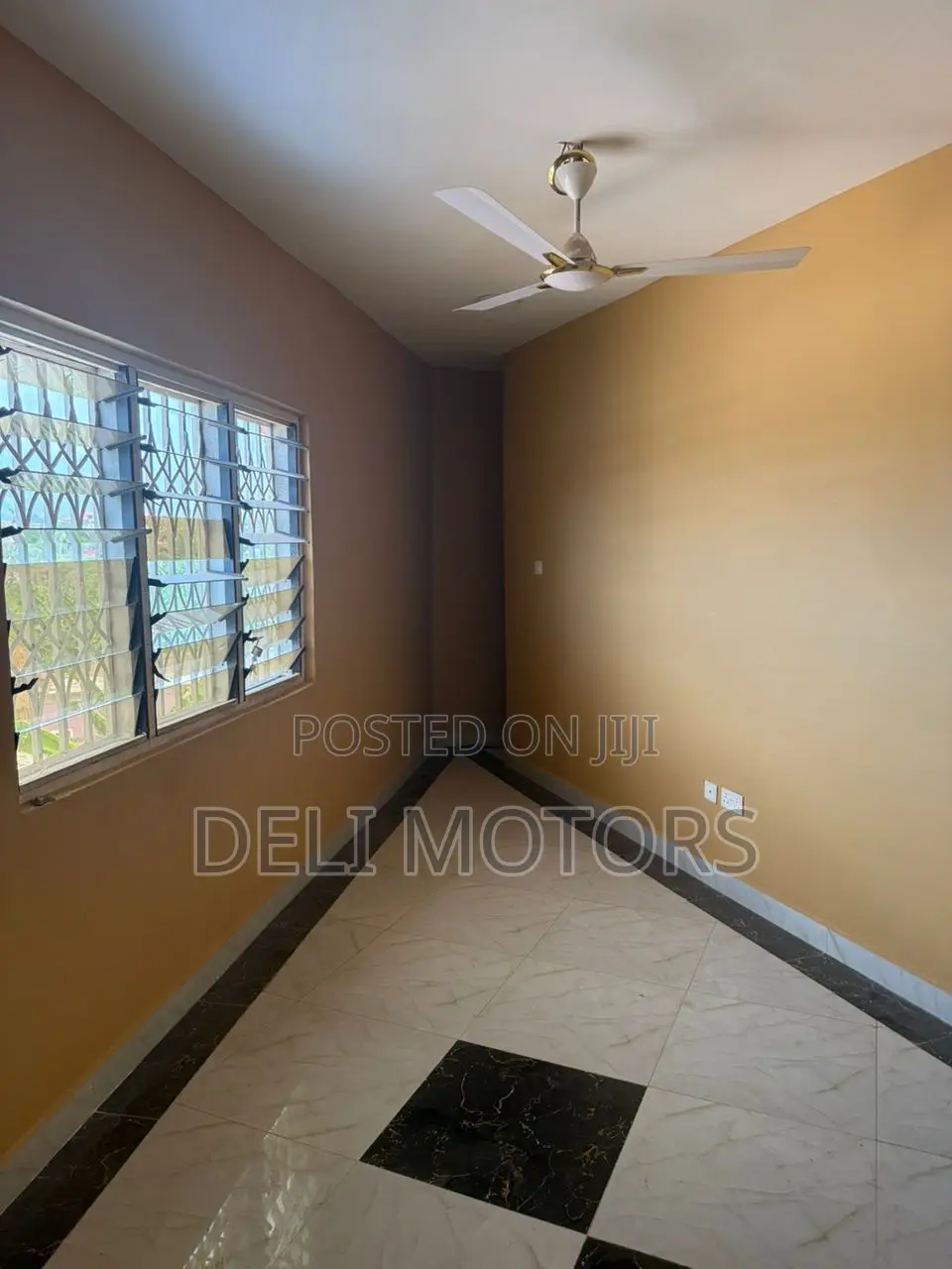 Mini Flat in Del Saces, School Park Area for rent