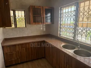 Mini Flat in Del Saces, School Park Area for rent
