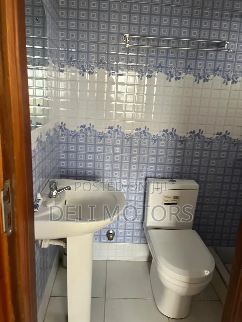 Mini Flat in Del Saces, School Park Area for rent