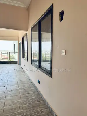 2bdrm Apartment in West Hills Mall Area for rent