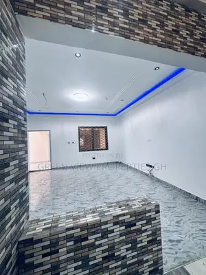 2bdrm Apartment in West Hills Mall Area for rent