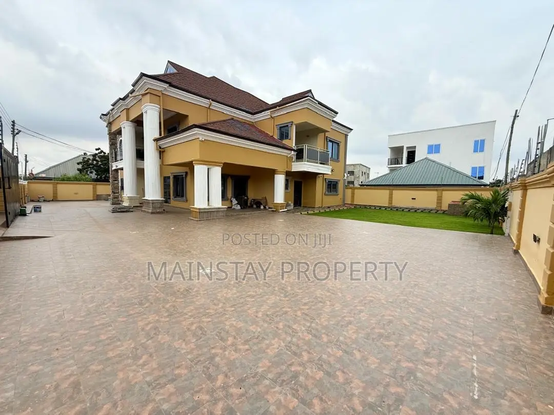 5bdrm House in Spintex for rent