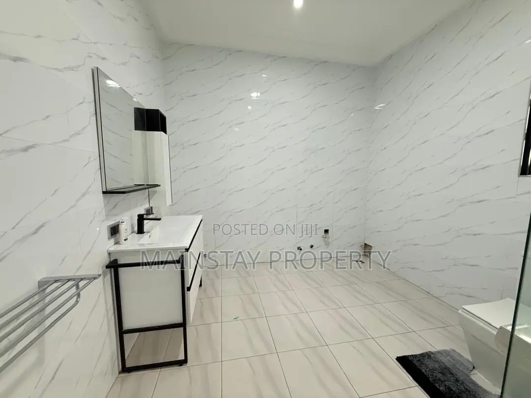 5bdrm House in Spintex for rent