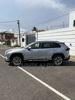 Toyota RAV4 Adventure AWD 2023 Silver