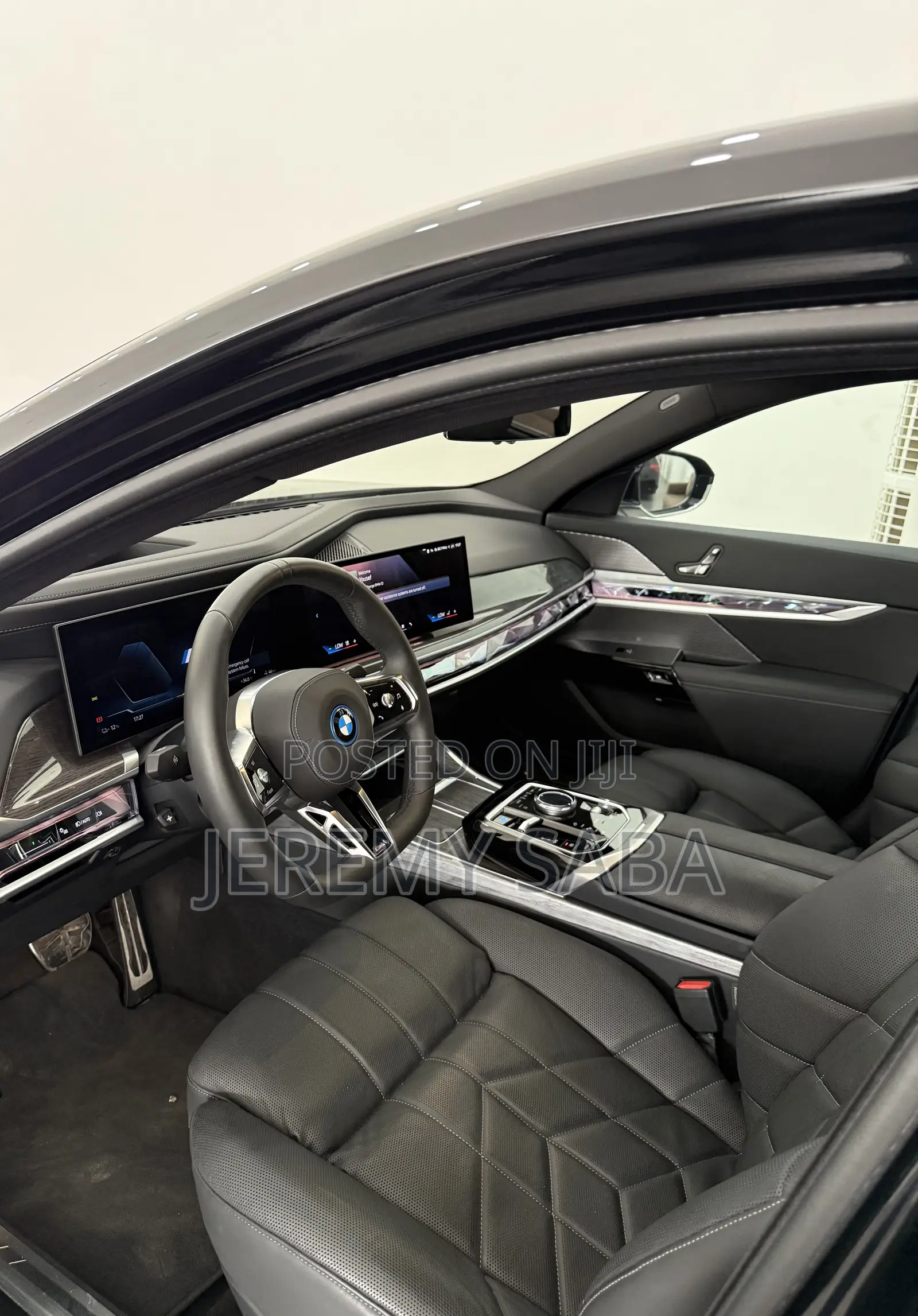 BMW i7 xDrive60 AWD 2023 Black
