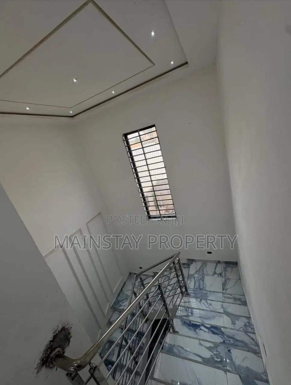 4bdrm House in Lake Side Estate for sale