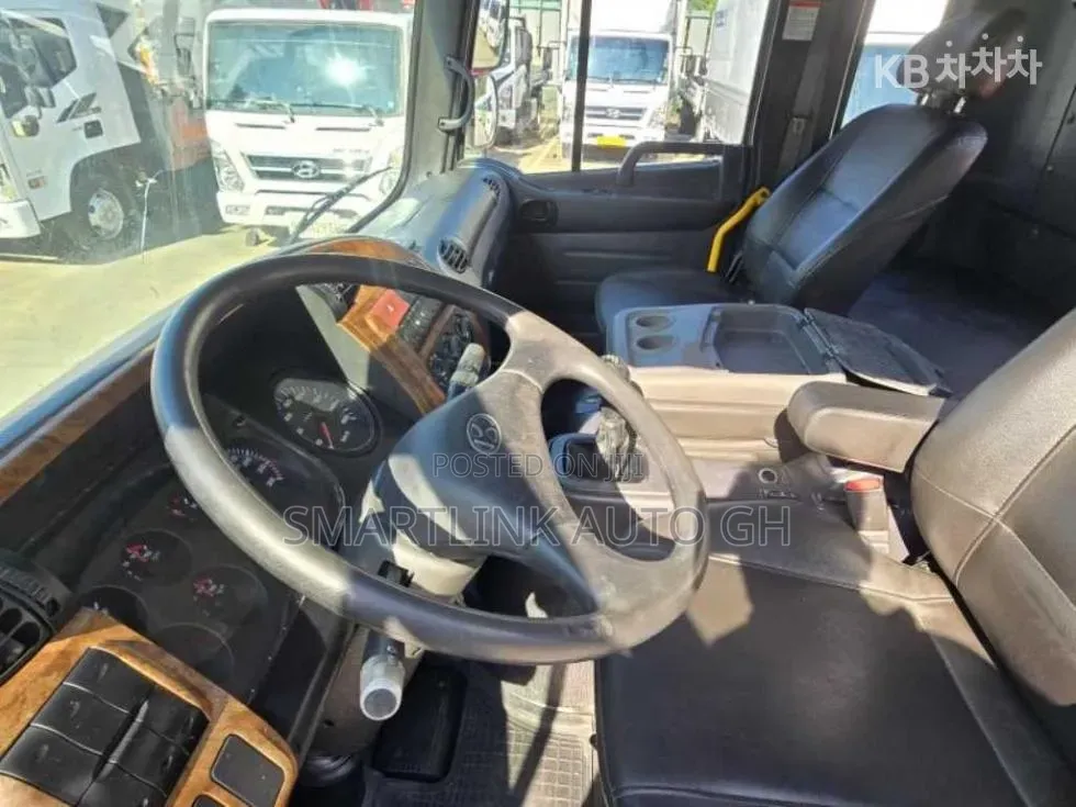 🔥🔥 2007 Hyundai 5 Ton Truck 🔥🔥