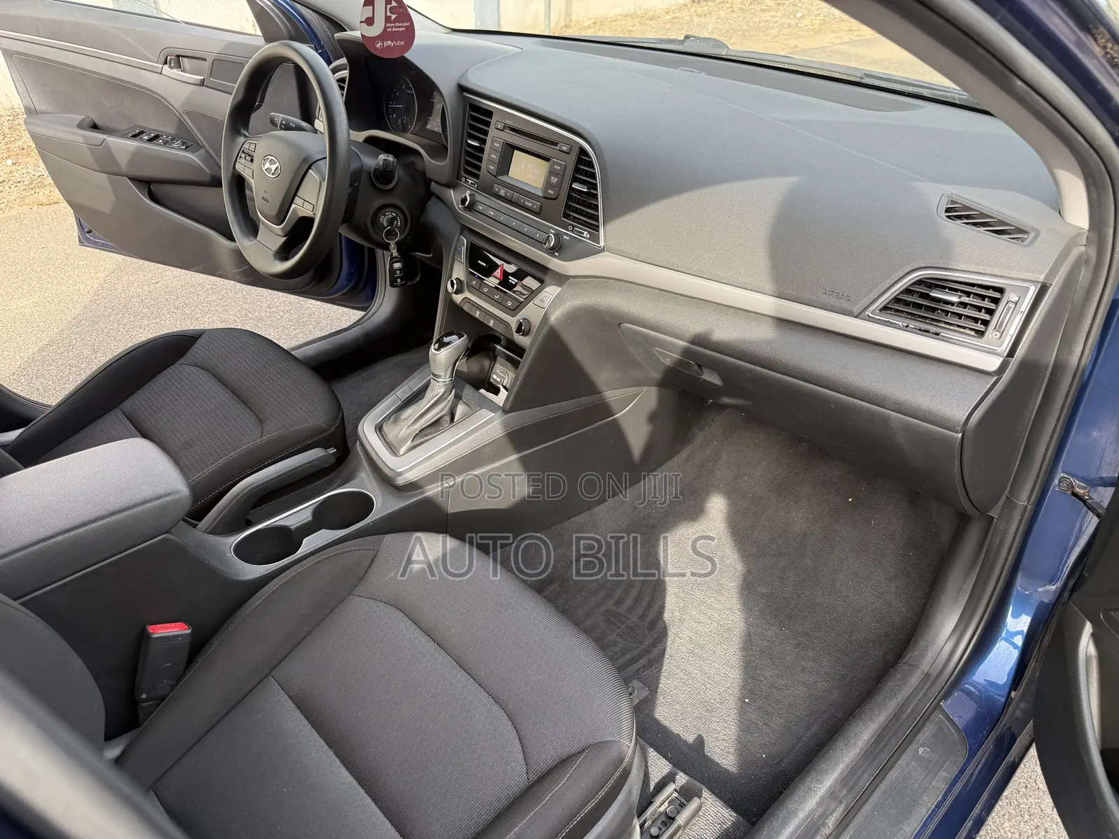 Hyundai Elantra SE Sedan FWD (2.0L 4cyl 6M) 2017 Blue
