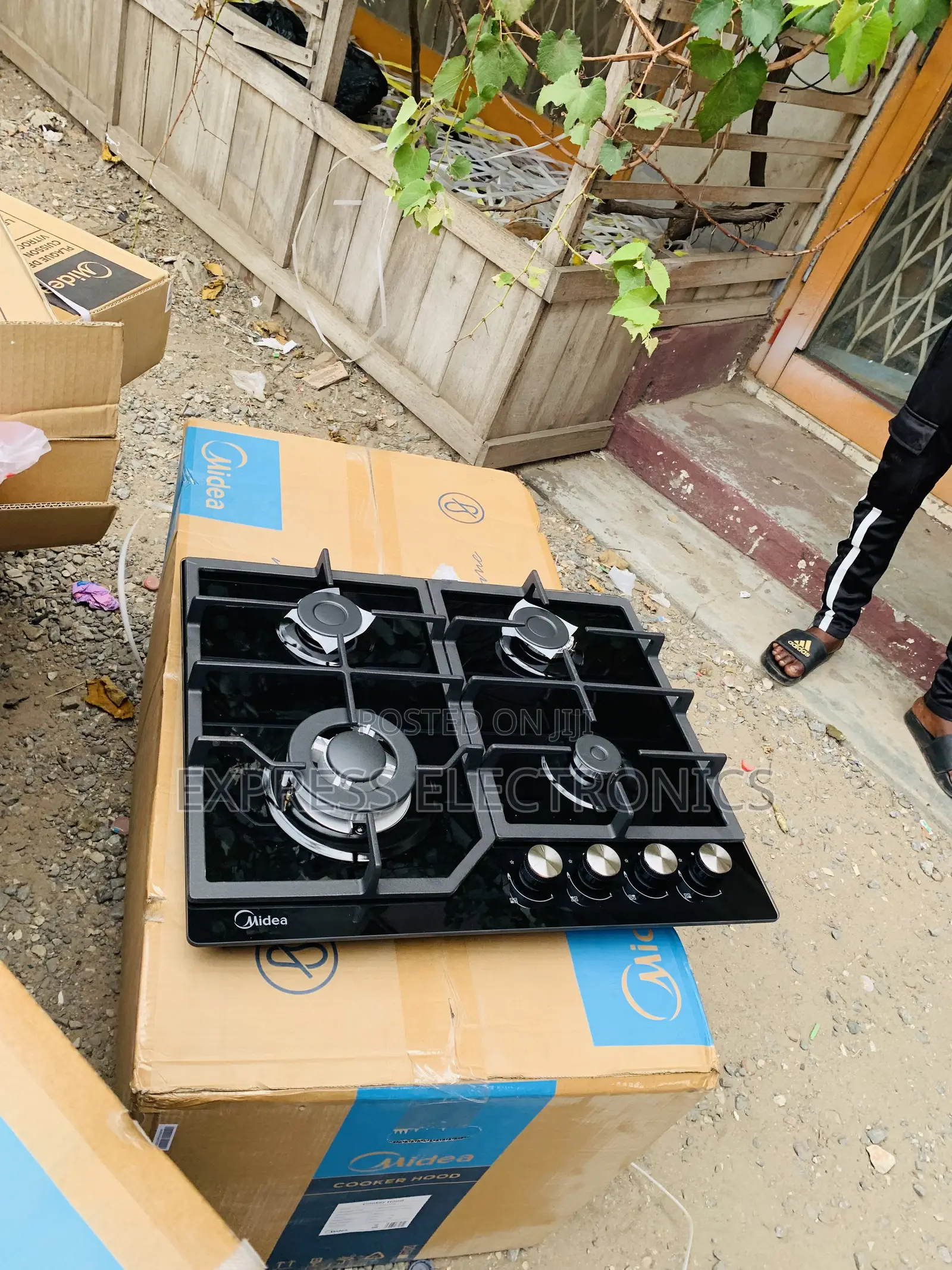 Call and Order for Midea 4burner Gas Cooker Built In