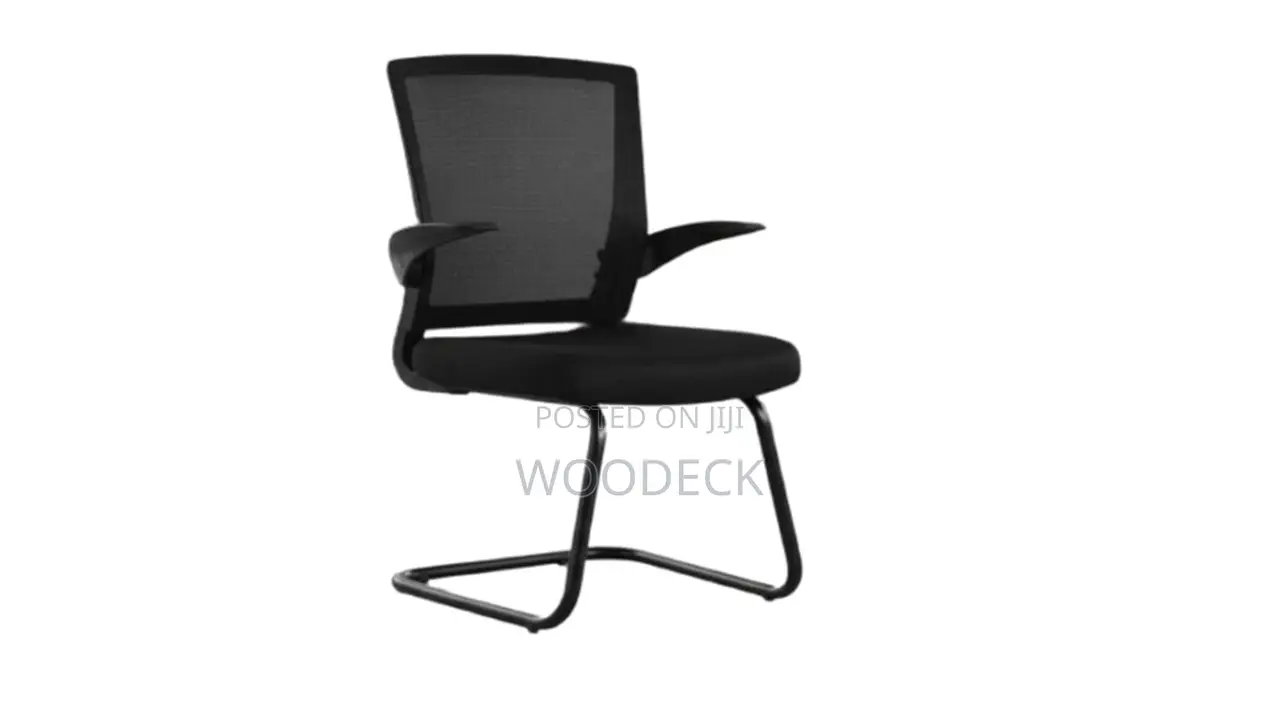 Modern Mesh Visitor/Conference Chair With Cantilever Base