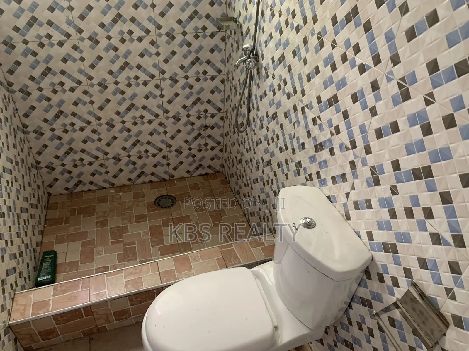 1bdrm Apartment in Ahodwo-Sokoban, Kumasi Metropolitan for rent