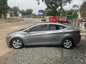 Hyundai Avante 2015 Gray