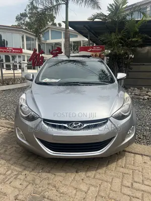 Hyundai Avante 2015 Gray