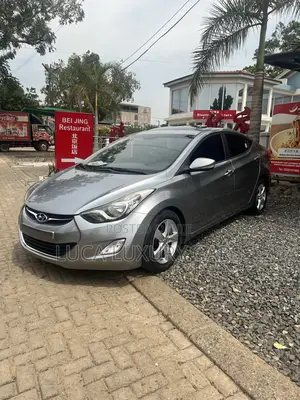Hyundai Avante 2015 Gray