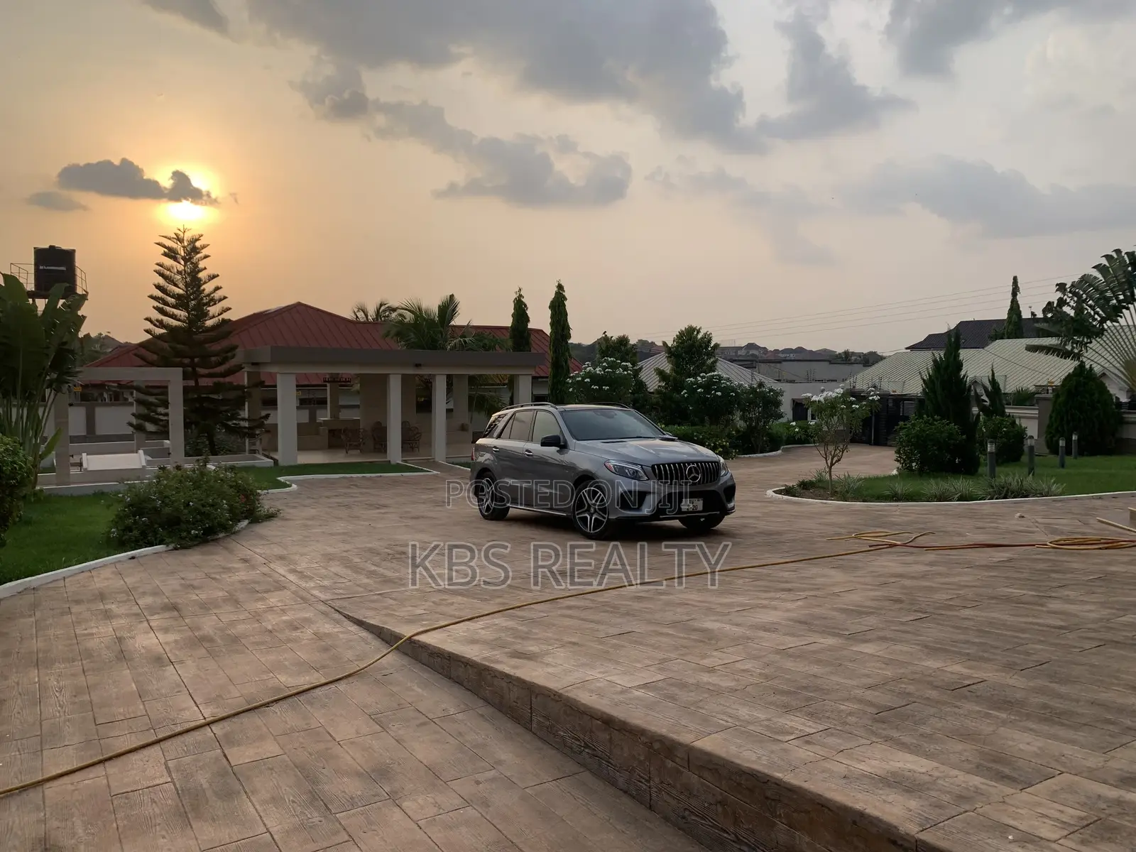 Furnished 5bdrm Mansion in Tech-Appiadu, Kumasi Metropolitan for sale