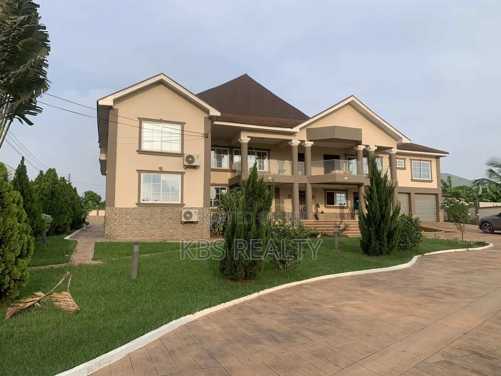 Furnished 5bdrm Mansion in Tech-Appiadu, Kumasi Metropolitan for sale