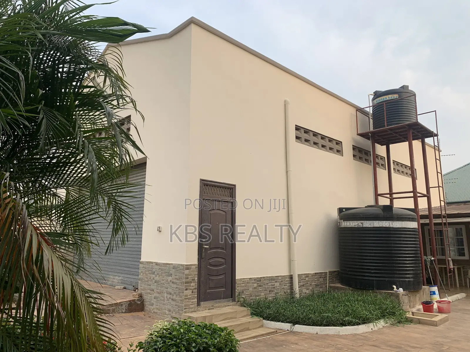 Furnished 5bdrm Mansion in Tech-Appiadu, Kumasi Metropolitan for sale
