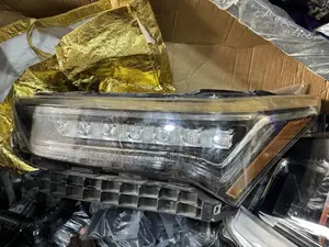 Acura RDX Headlight