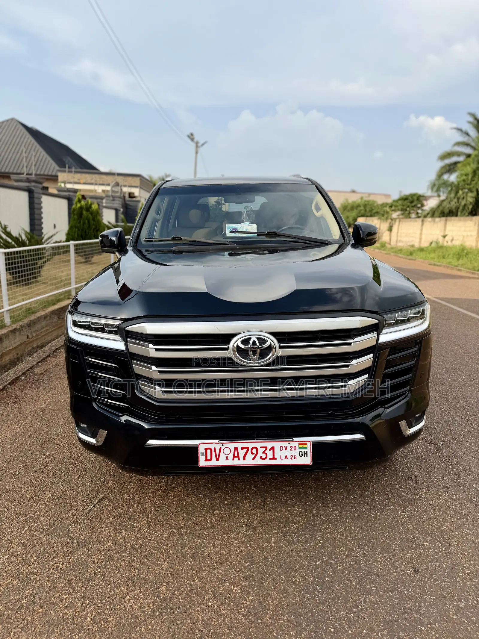 Toyota Land Cruiser 4.6 V8 GX-R 2012 Black