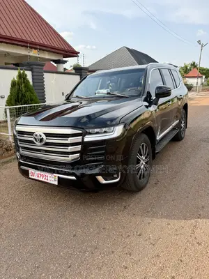 Toyota Land Cruiser 4.6 V8 GX-R 2012 Black