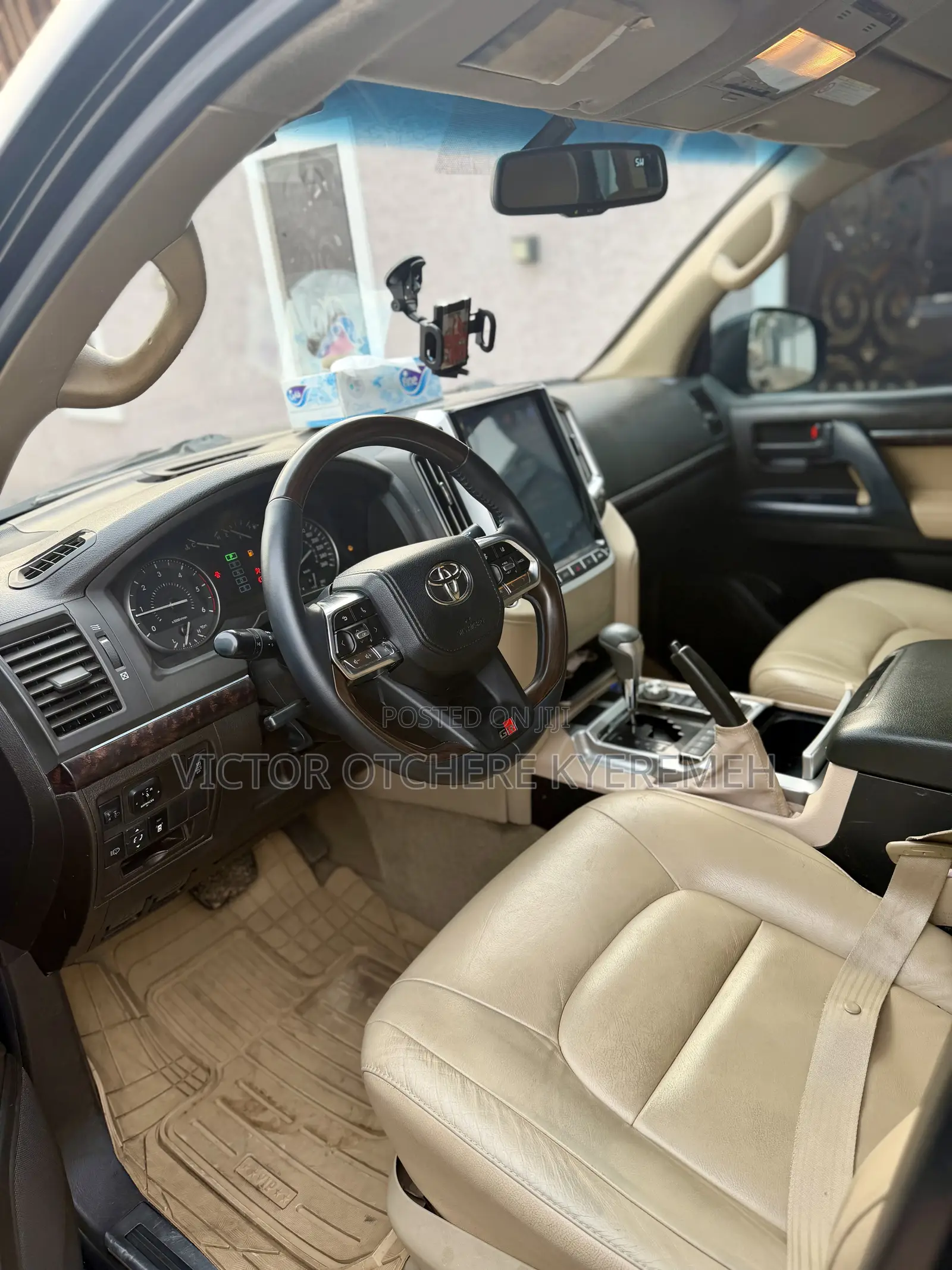 Toyota Land Cruiser 4.6 V8 GX-R 2012 Black