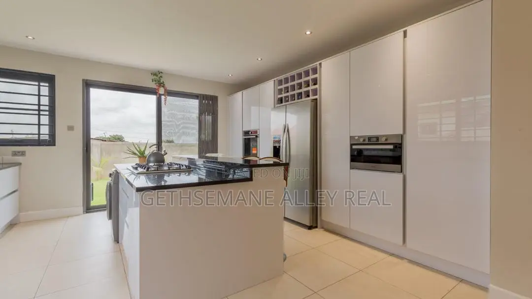 Furnished 5bdrm Penthouse in Gethsemeny Alley, Tantra Hills for sale