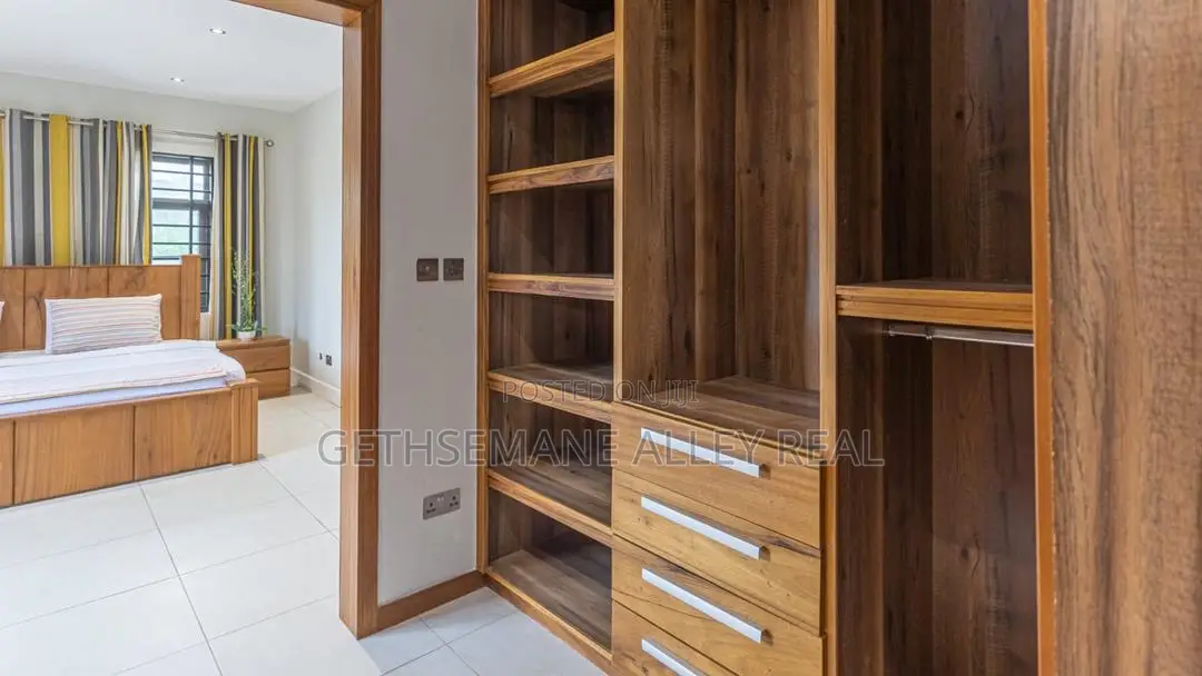 Furnished 5bdrm Penthouse in Gethsemeny Alley, Tantra Hills for sale