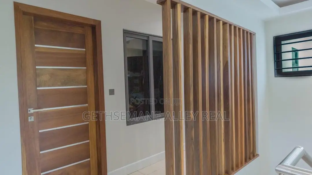 Furnished 5bdrm Penthouse in Gethsemeny Alley, Tantra Hills for sale