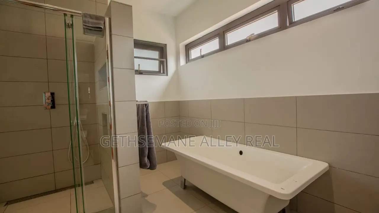 Furnished 5bdrm Penthouse in Gethsemeny Alley, Tantra Hills for sale