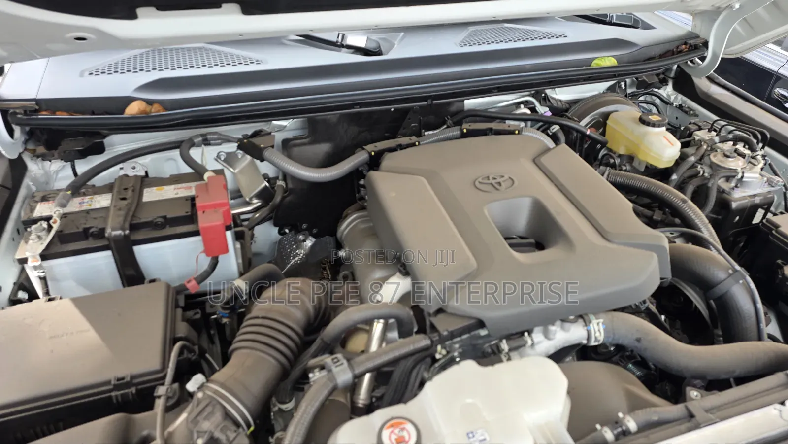 New Toyota Land Cruiser Prado 2.8 2025 White