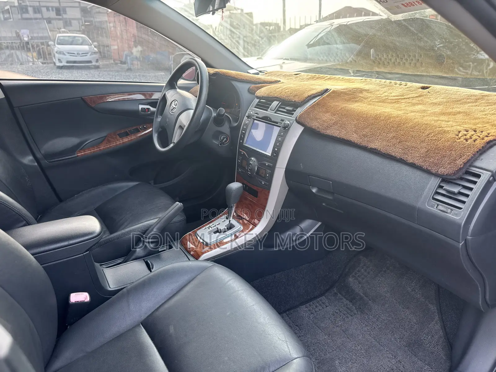 Toyota Corolla LE 4dr Sedan (1.8L 4cyl 4A) 2010 Gray