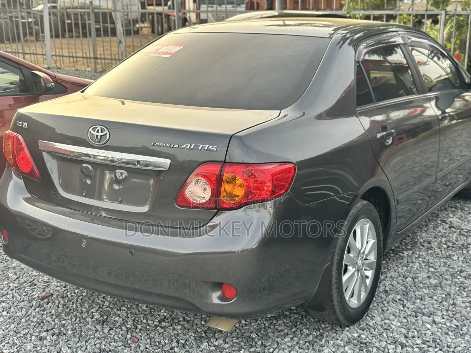 Toyota Corolla LE 4dr Sedan (1.8L 4cyl 4A) 2010 Gray